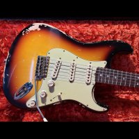 Fender Custom Shop Michael Landau Signature 1968 Relic Stratocaster - Handwound PU's / Bleached 3-Color Sunburst