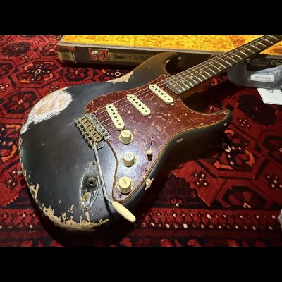 画像2: Fender Custom Shop '62 Stratocaster Heavy Relic - Handwound PU's / Black