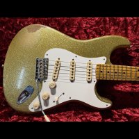 Fender Custom Shop 1957 Stratocaster Relic - Handwound PU's / Gold Sparkle